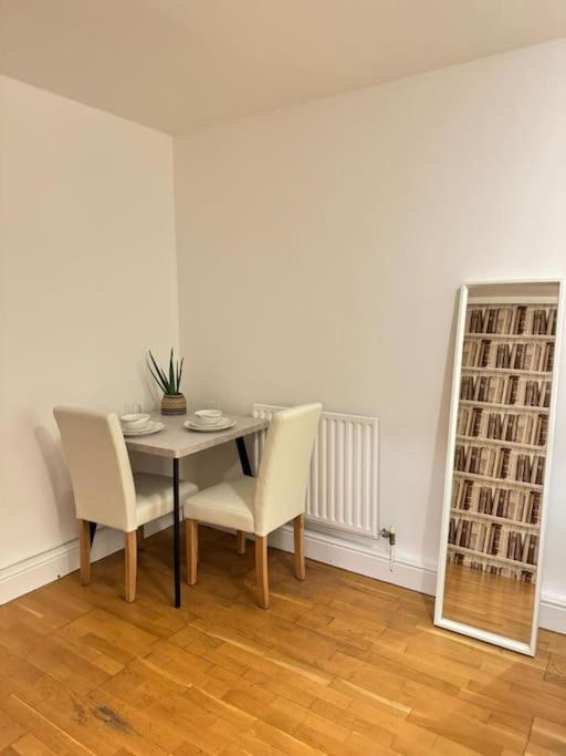 Apartment In Angel. Londen Buitenkant foto
